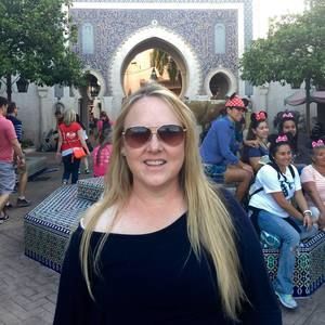 Meet your Posher, Candace